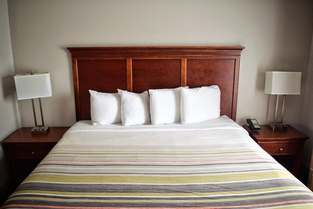Country Inn & Suites By Radisson, Grand Rapids Airport, Mi Экстерьер фото