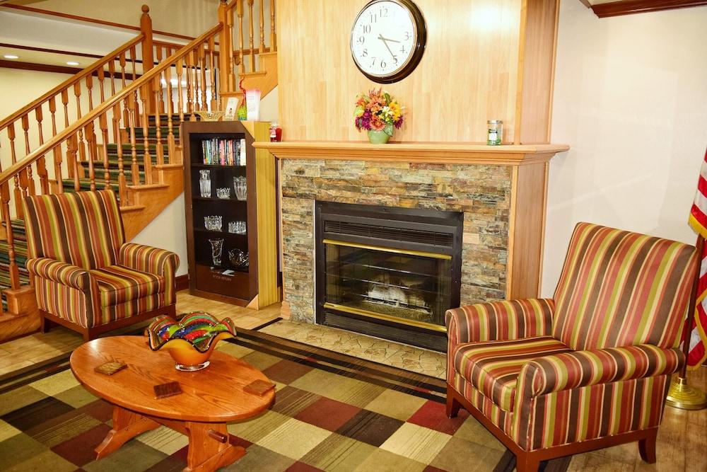 Country Inn & Suites By Radisson, Grand Rapids Airport, Mi Экстерьер фото