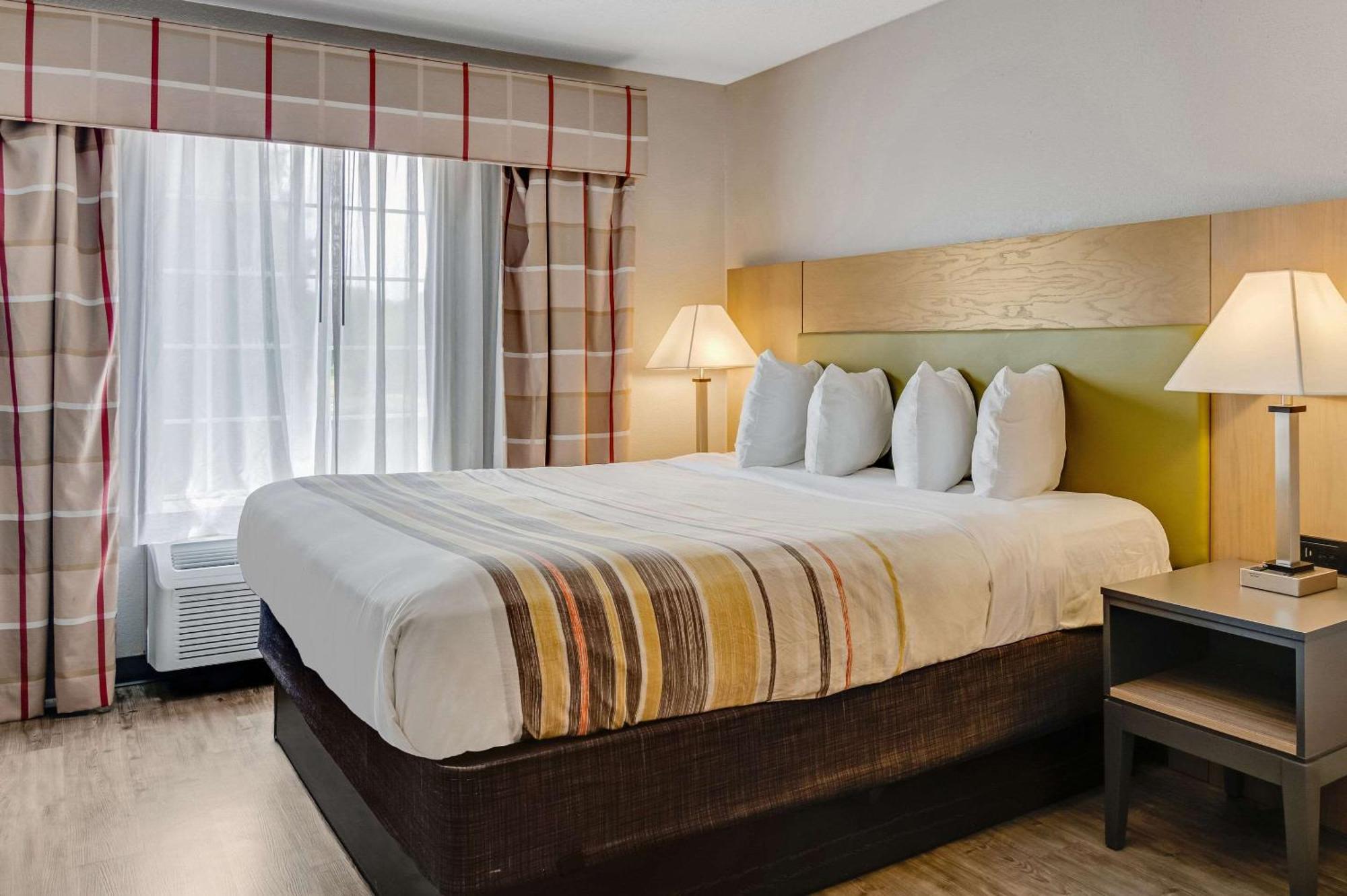 Country Inn & Suites By Radisson, Grand Rapids Airport, Mi Экстерьер фото
