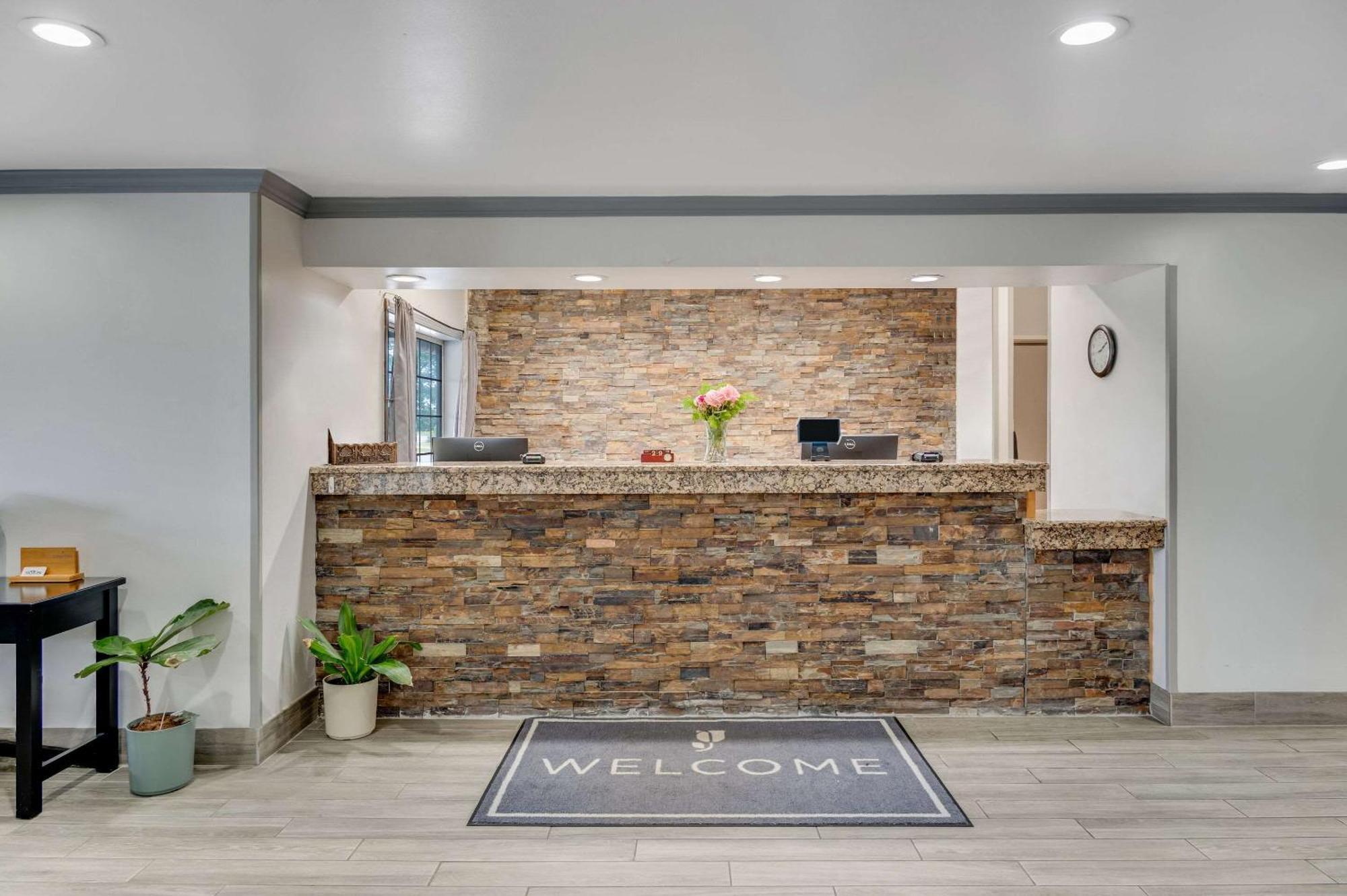 Country Inn & Suites By Radisson, Grand Rapids Airport, Mi Экстерьер фото